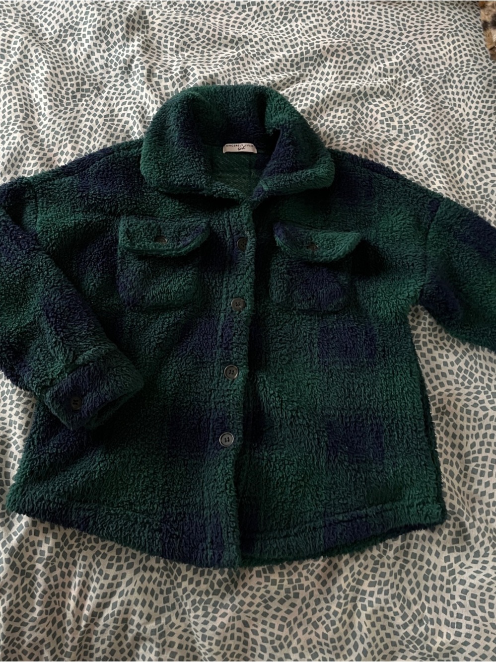 Sherpa Button-Up Shacket in Green and Navy Plaid Girls size 10